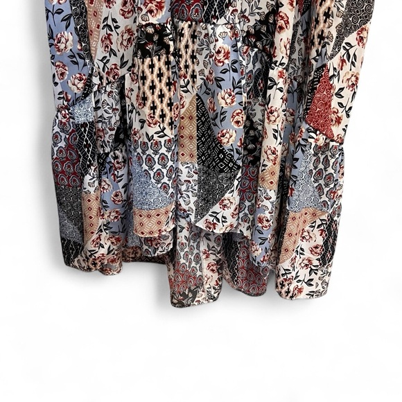 Skylar Rose V-Neck Midi Smock Dress in 70s Patchwork Print Size Small - Picture 3 of 15